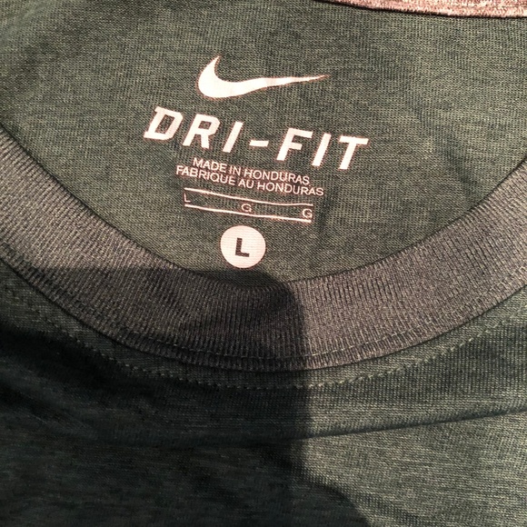 Nike performance DRI-FIT long sleeve tee - Picture 2 of 5